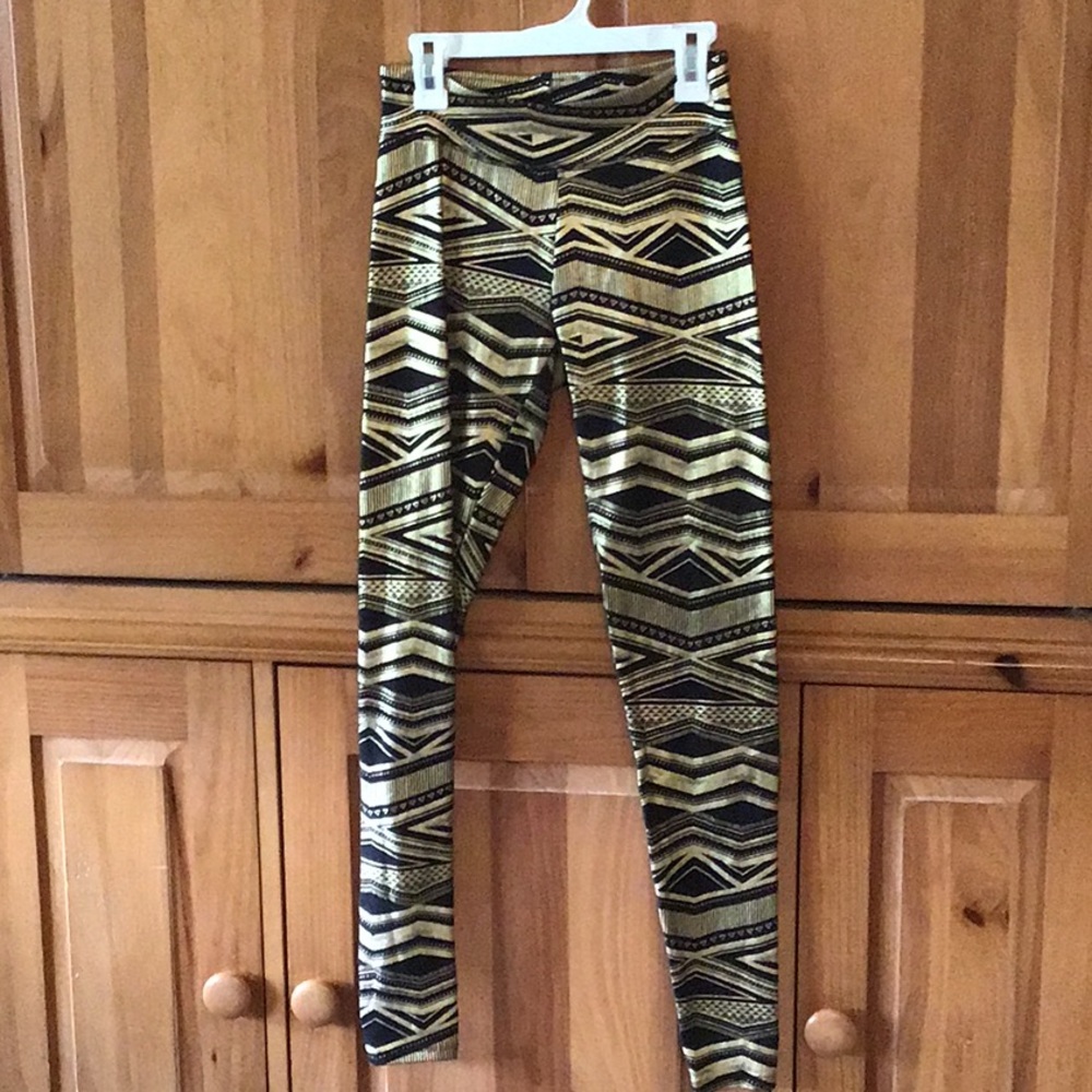 Metallic Gold & Black leggings